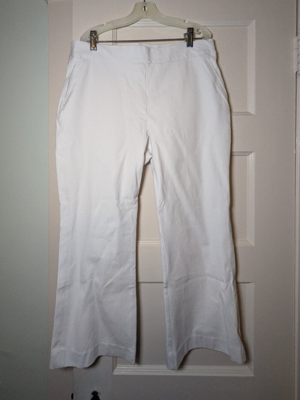Spanx On-The-Go Cropped Kick Flare Pants - 20373Q - Classic White - Large - Picture 3 of 6